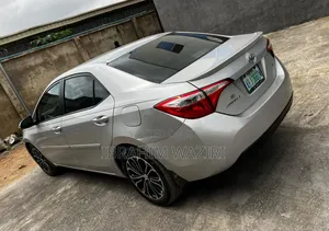 Toyota Corolla 2016 Silver