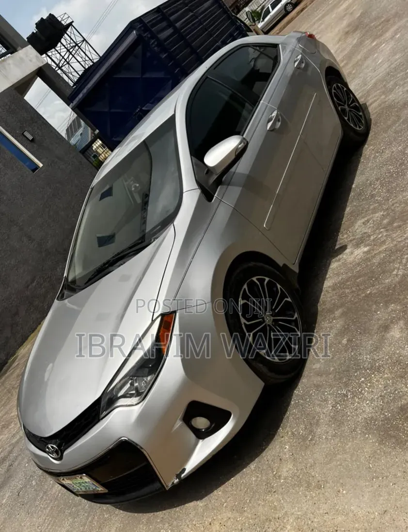 Toyota Corolla 2016 Silver