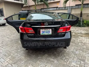 Lexus ES 350 2011 Black