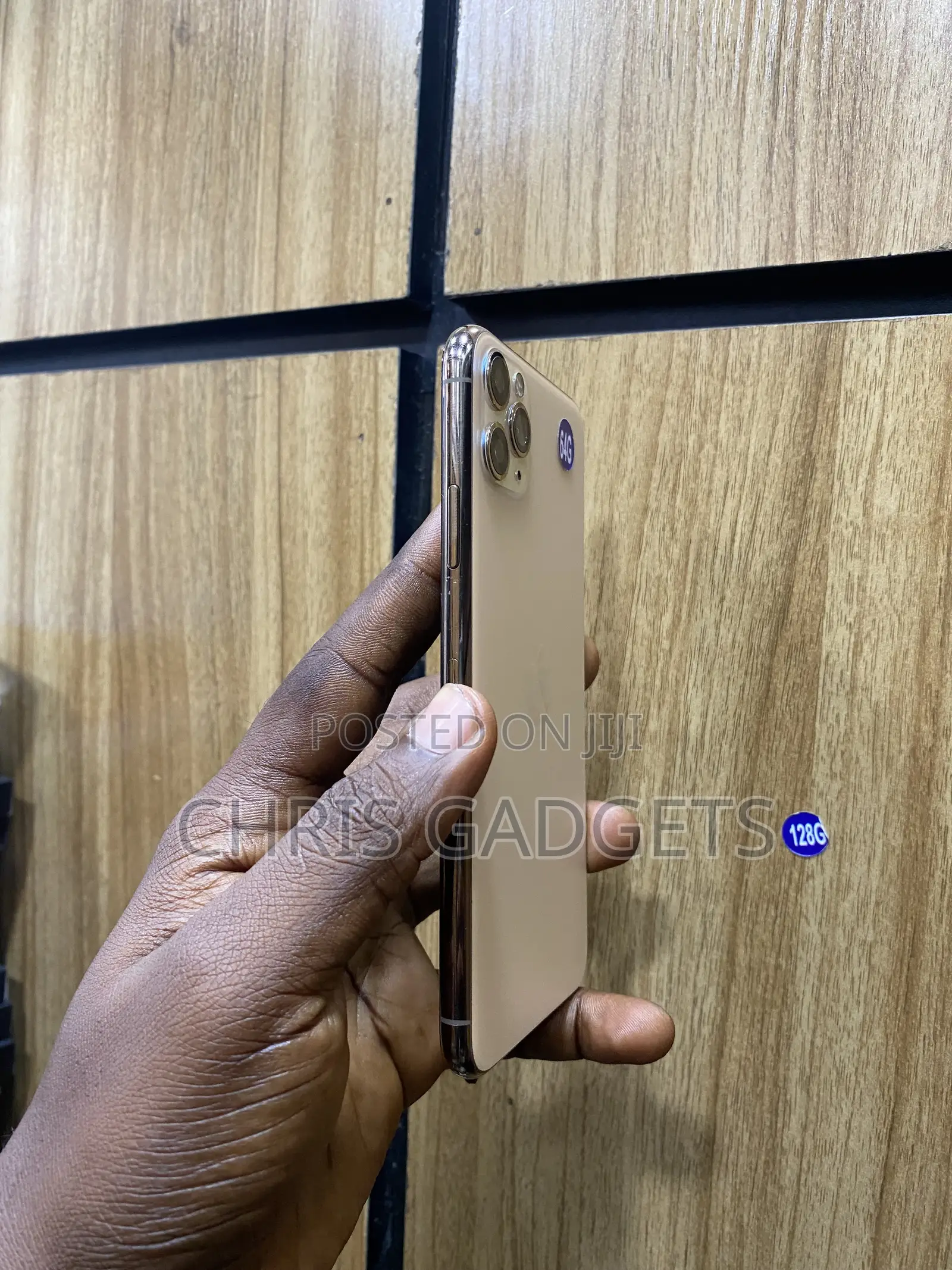 Apple iPhone 11 Pro Max 64 GB Gold