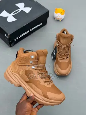 Under Armor SNKZ