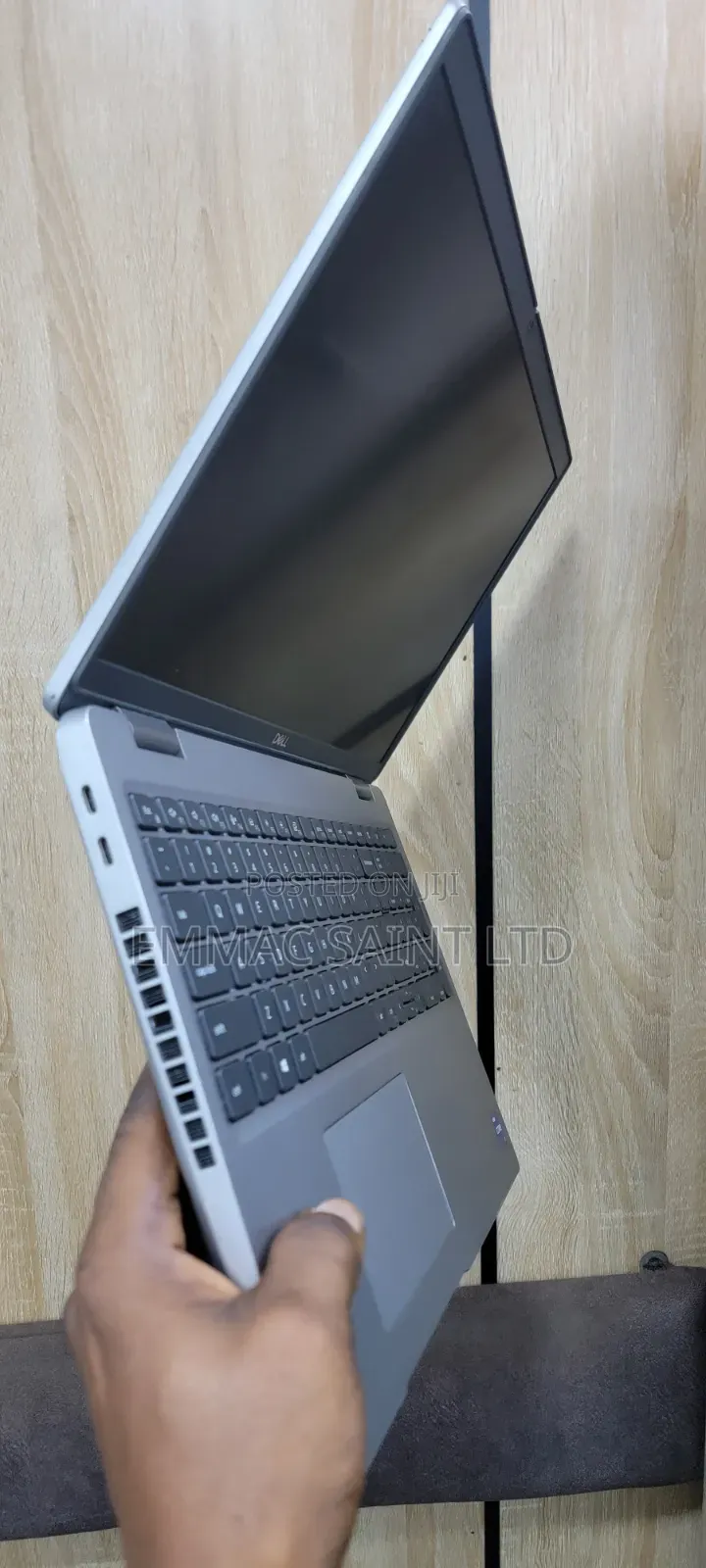 Laptop Dell Latitude 5520 16GB Intel Core i7 SSD 512GB