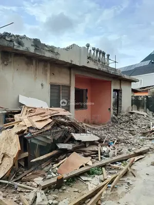 Residential Land With Demolishable Structure