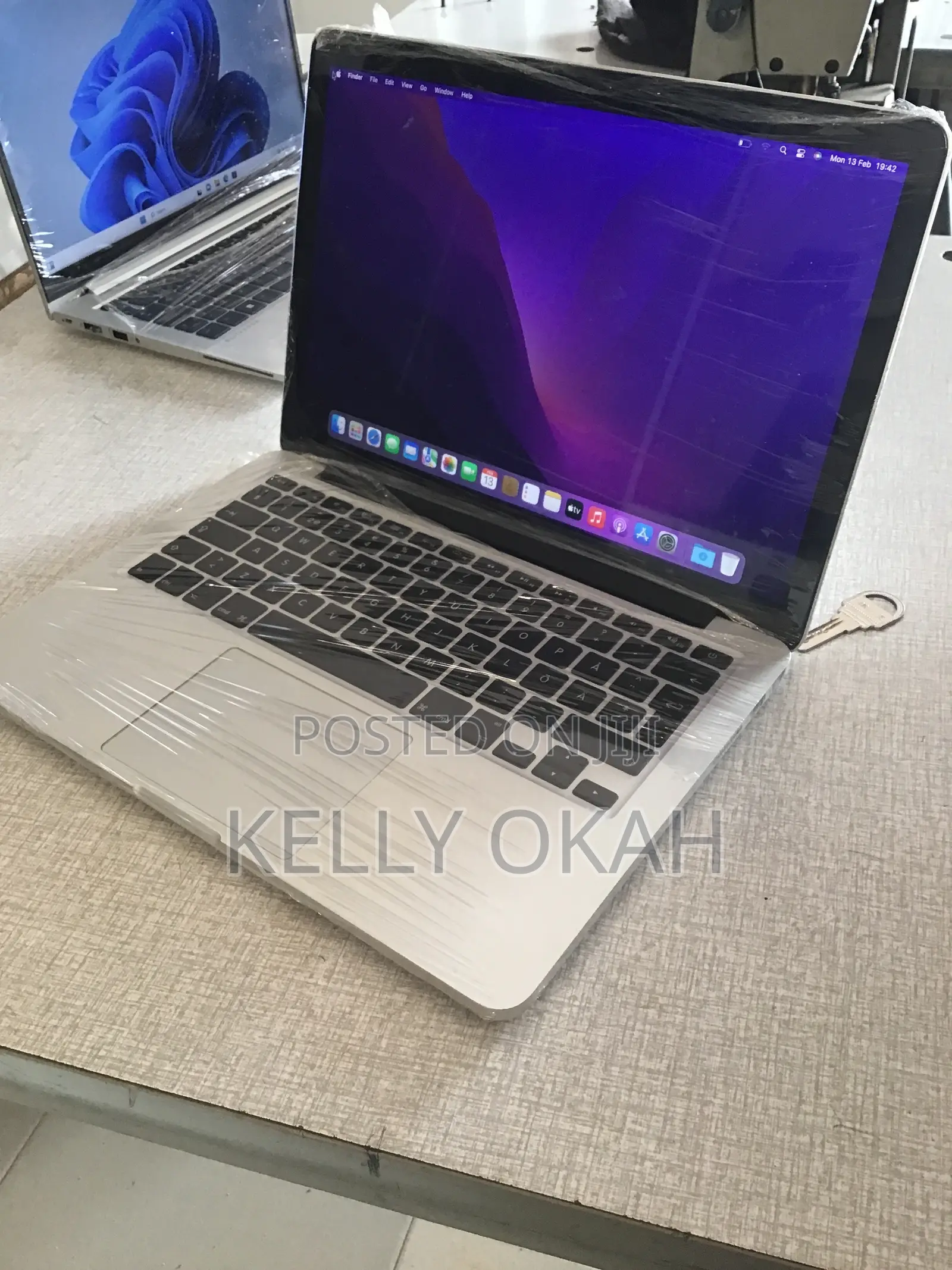 New Laptop Apple MacBook 2014 8GB Intel Core i5 SSD 512GB