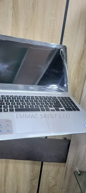 Laptop Dell Inspiron 15 5000 8GB Intel Core i7 SSD 256GB