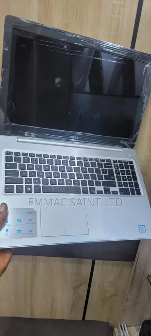 Laptop Dell Inspiron 15 5000 8GB Intel Core i7 SSD 256GB
