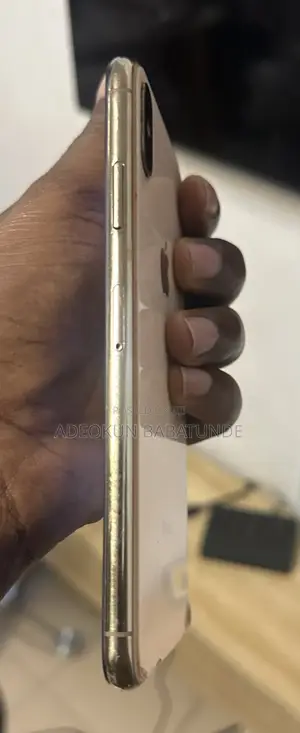 Apple iPhone XS Max 64 GB Gold