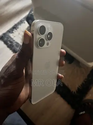 Apple iPhone 15 Pro Max 256 GB White
