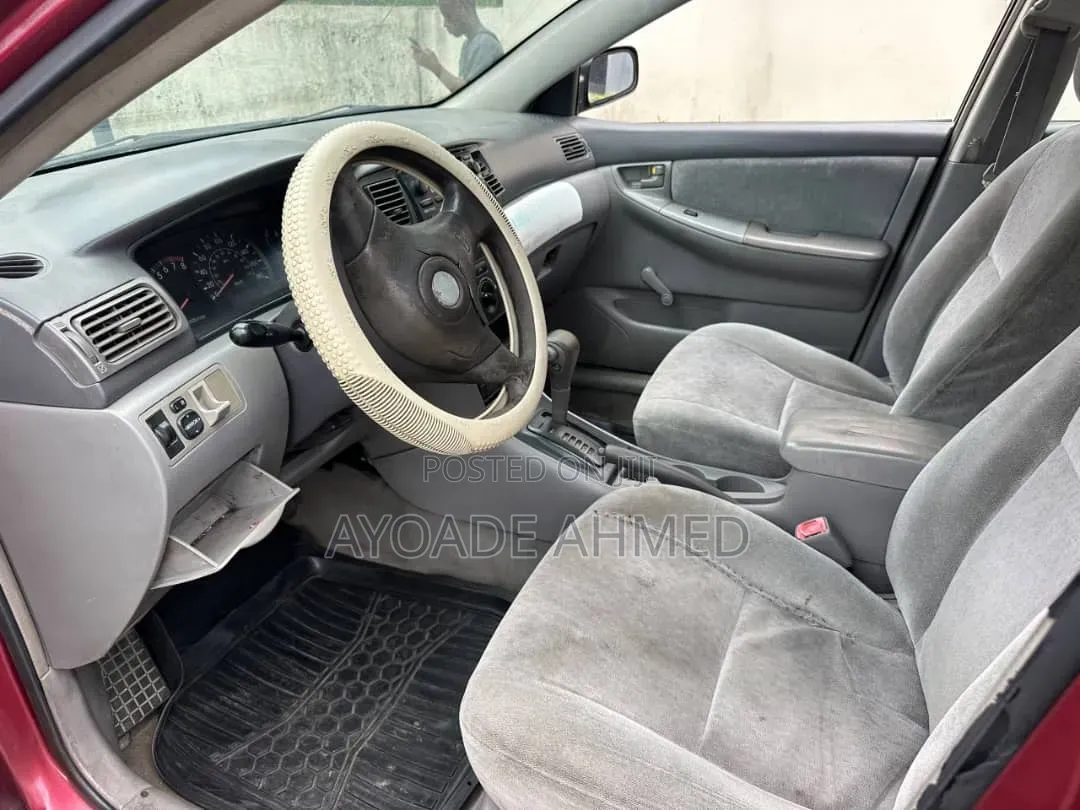 Toyota Corolla 2004 Red