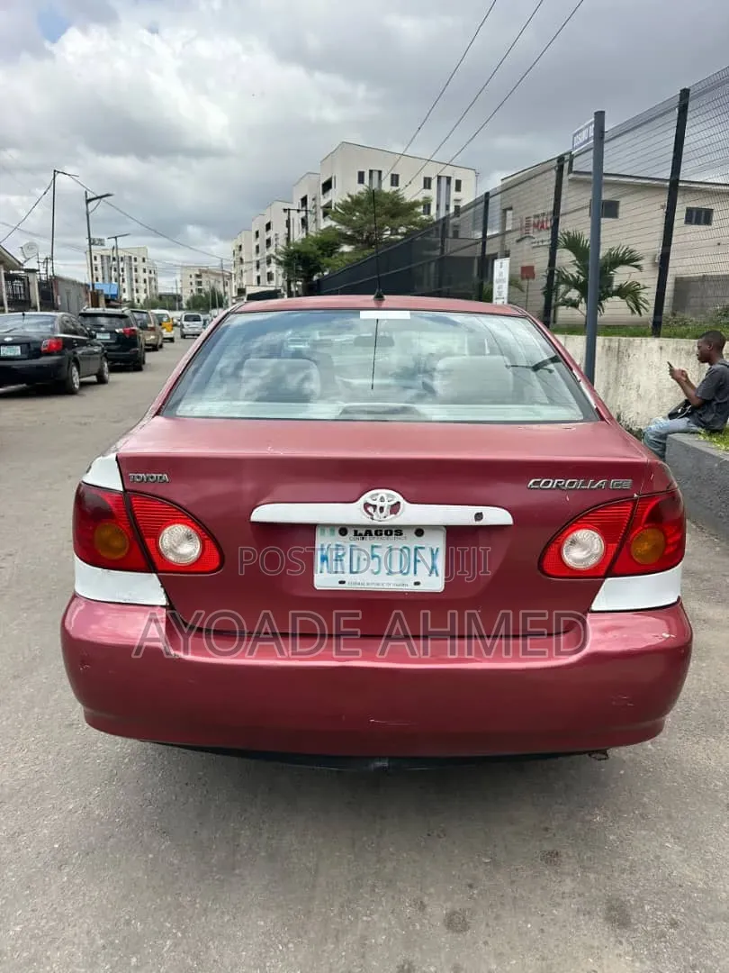 Toyota Corolla 2004 Red