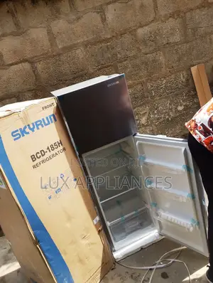 Two Doors Refrigerator 180L by Skyrun