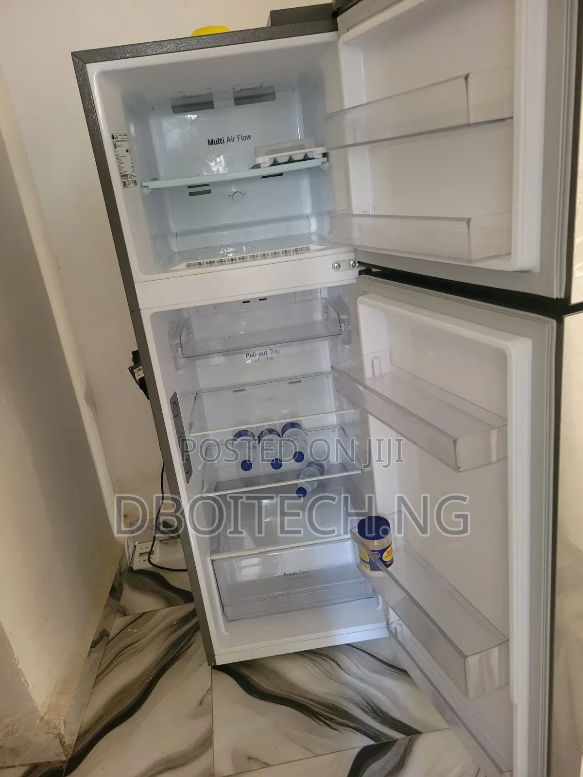 LG Smart Inverter Fridge