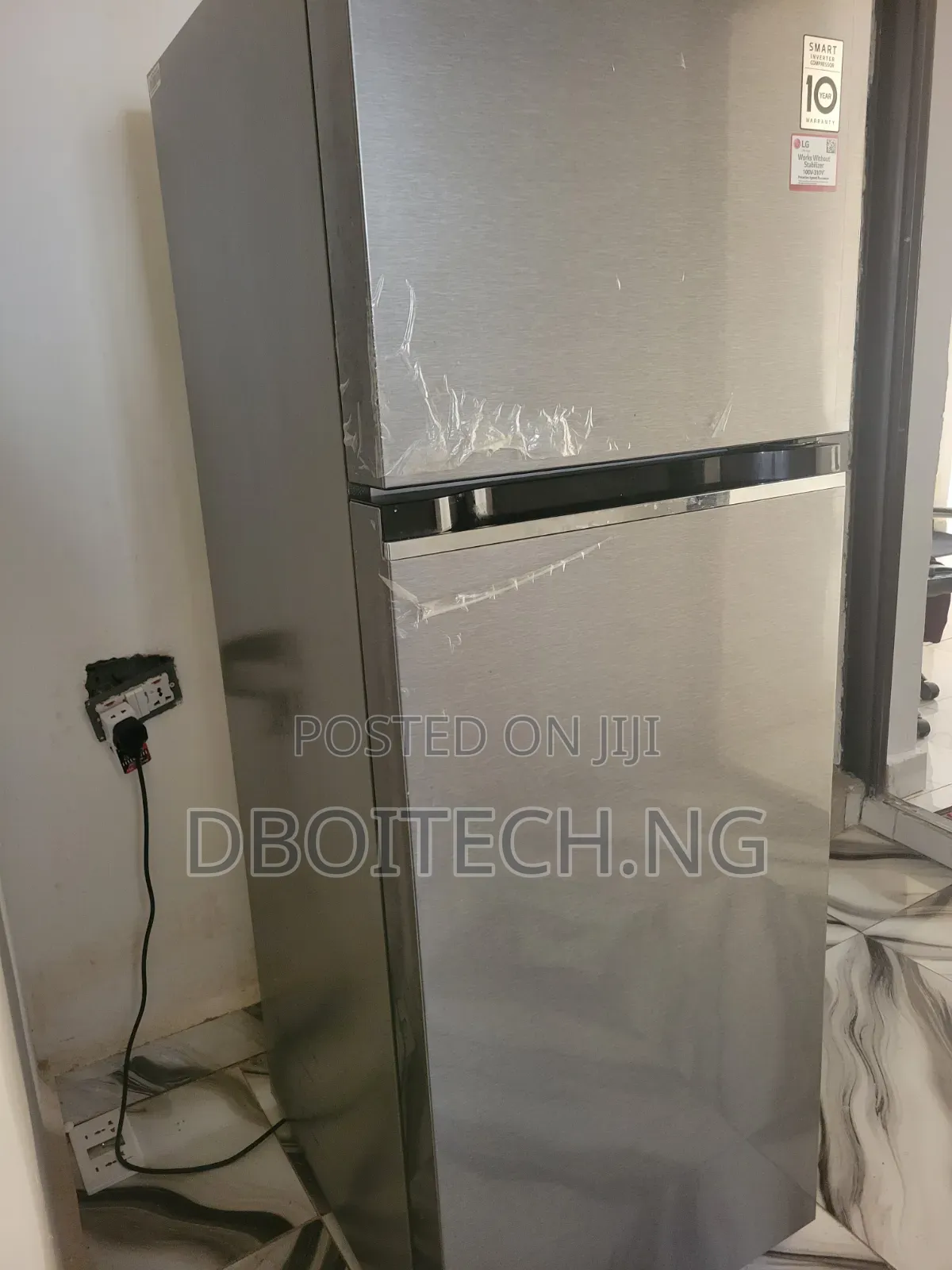 LG Smart Inverter Fridge