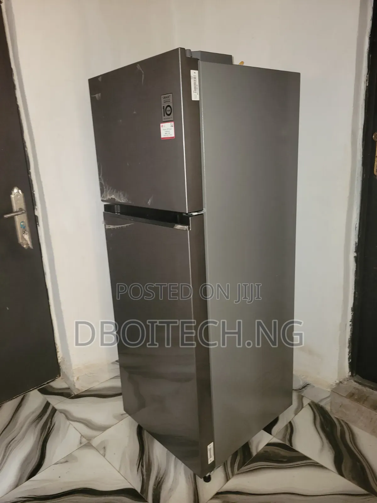 LG Smart Inverter Fridge