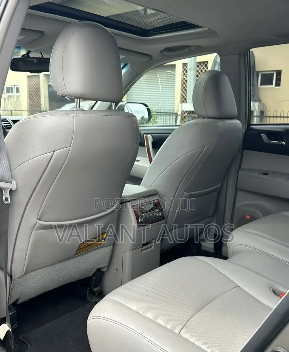 Toyota Highlander Limited 2011 Green