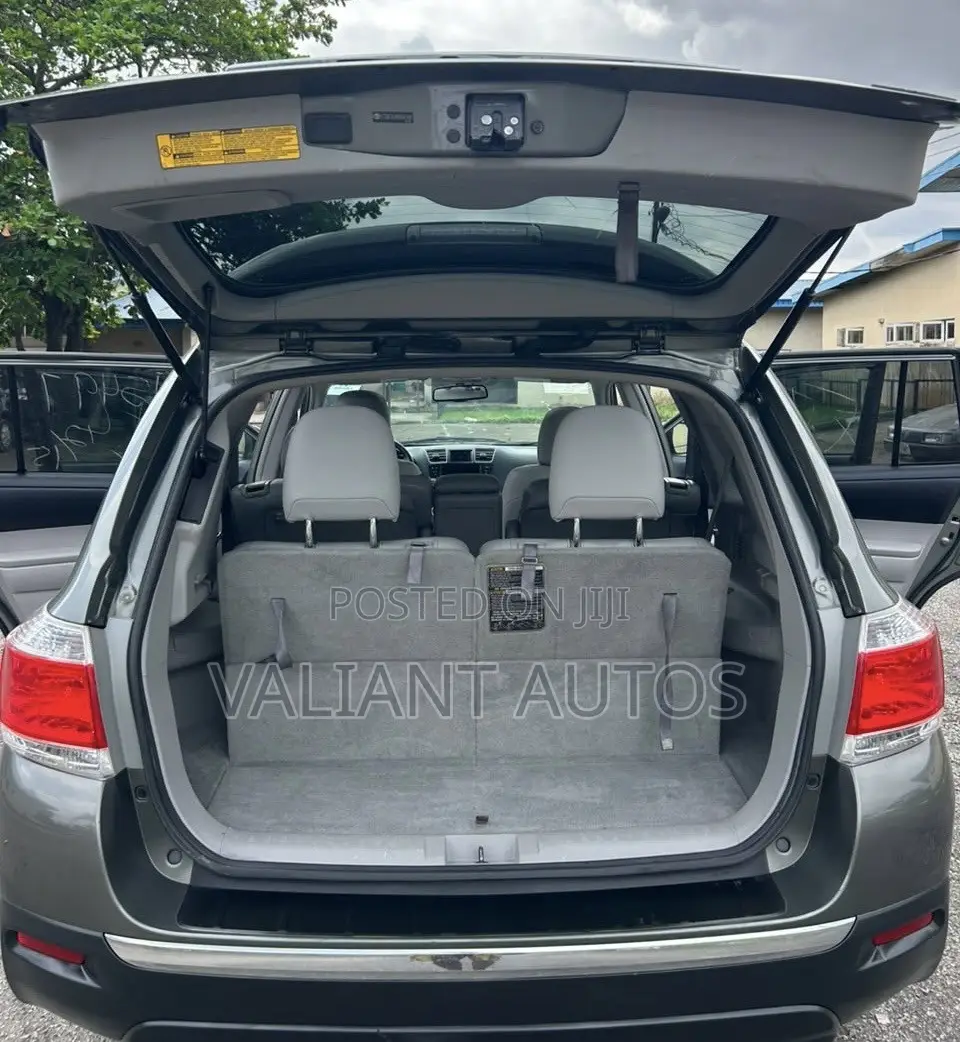 Toyota Highlander Limited 2011 Green
