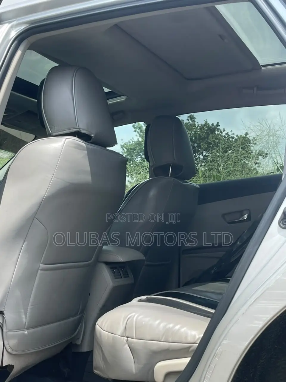 Toyota Venza Limited 2010 Silver
