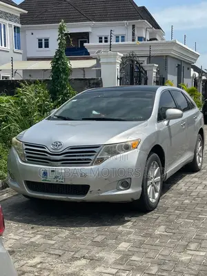 Toyota Venza Limited 2010 Silver