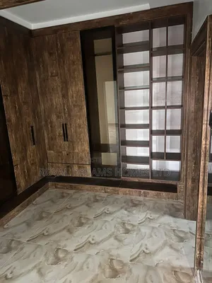 3bdrm Block of Flats in Garki 2 for rent