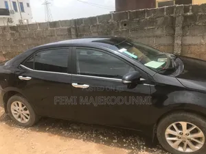 Toyota Corolla 2014 Black