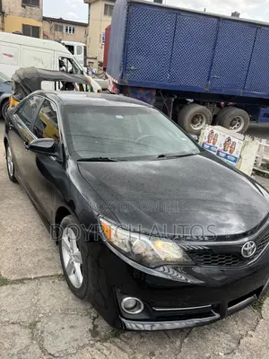 Toyota Camry SE 4dr Sedan (2.5L 4cyl 6A) 2012 Black