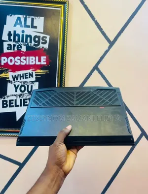 Laptop HP Omen Pro 16GB Intel Core i9 SSD 256GB