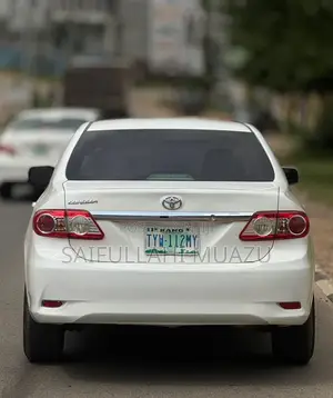 Toyota Corolla 2012 White