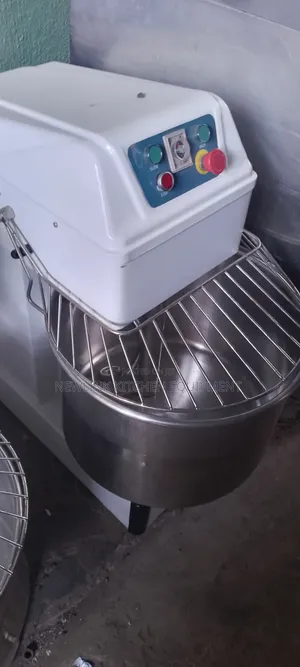 Dough Mixer 25kg Half Bag Tokombo