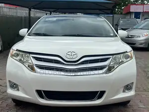Toyota Venza Limited 2010 White