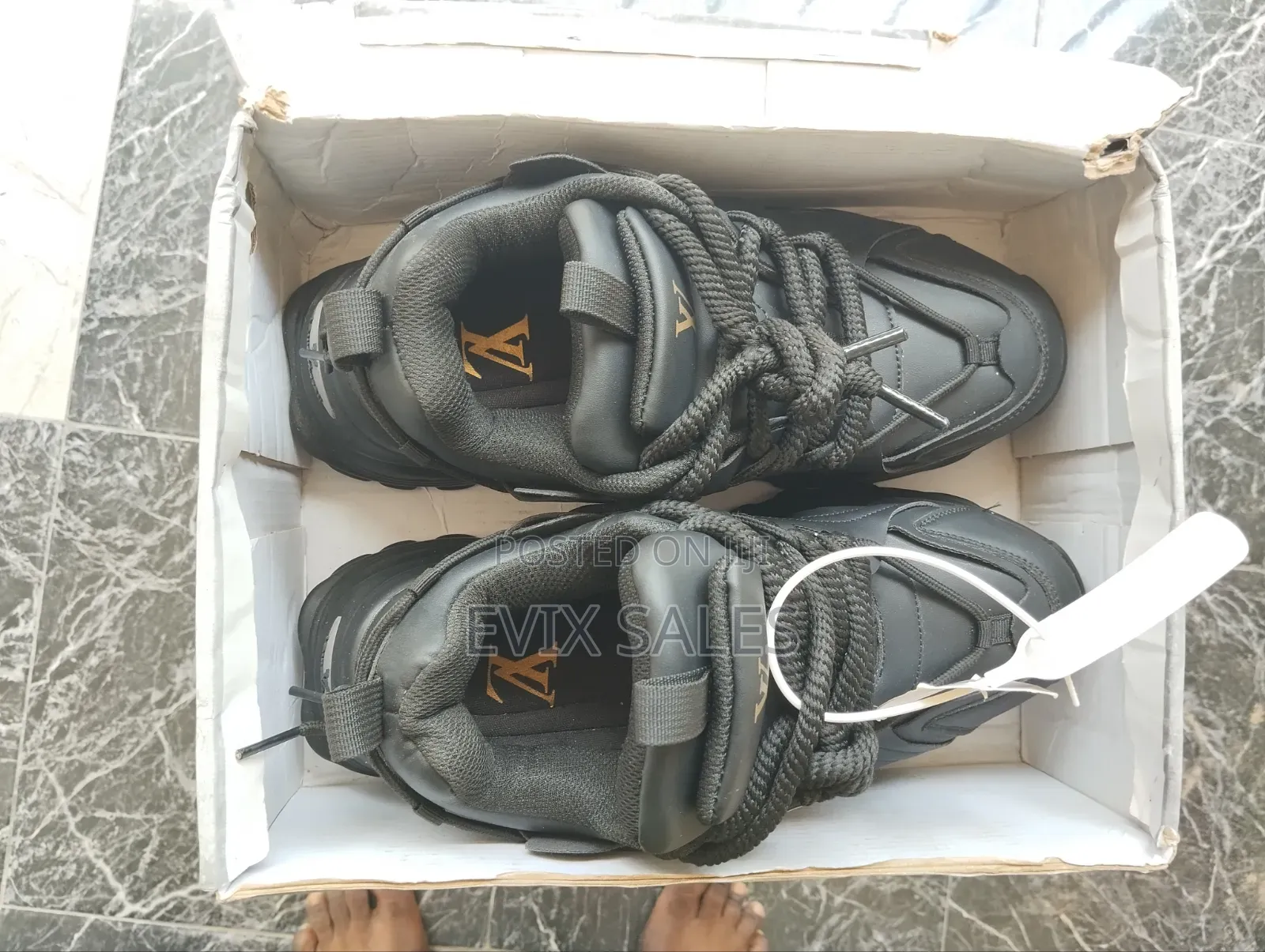 Louis Vuitton Sneakers