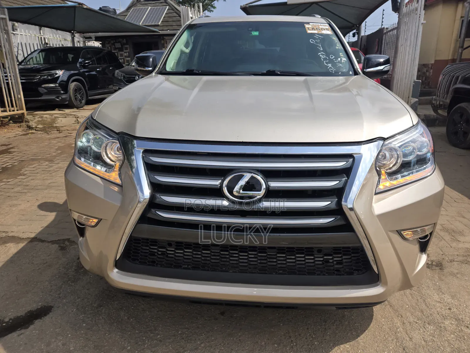 Lexus GX 460 2012 Gold