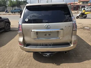 Lexus GX 460 2012 Gold