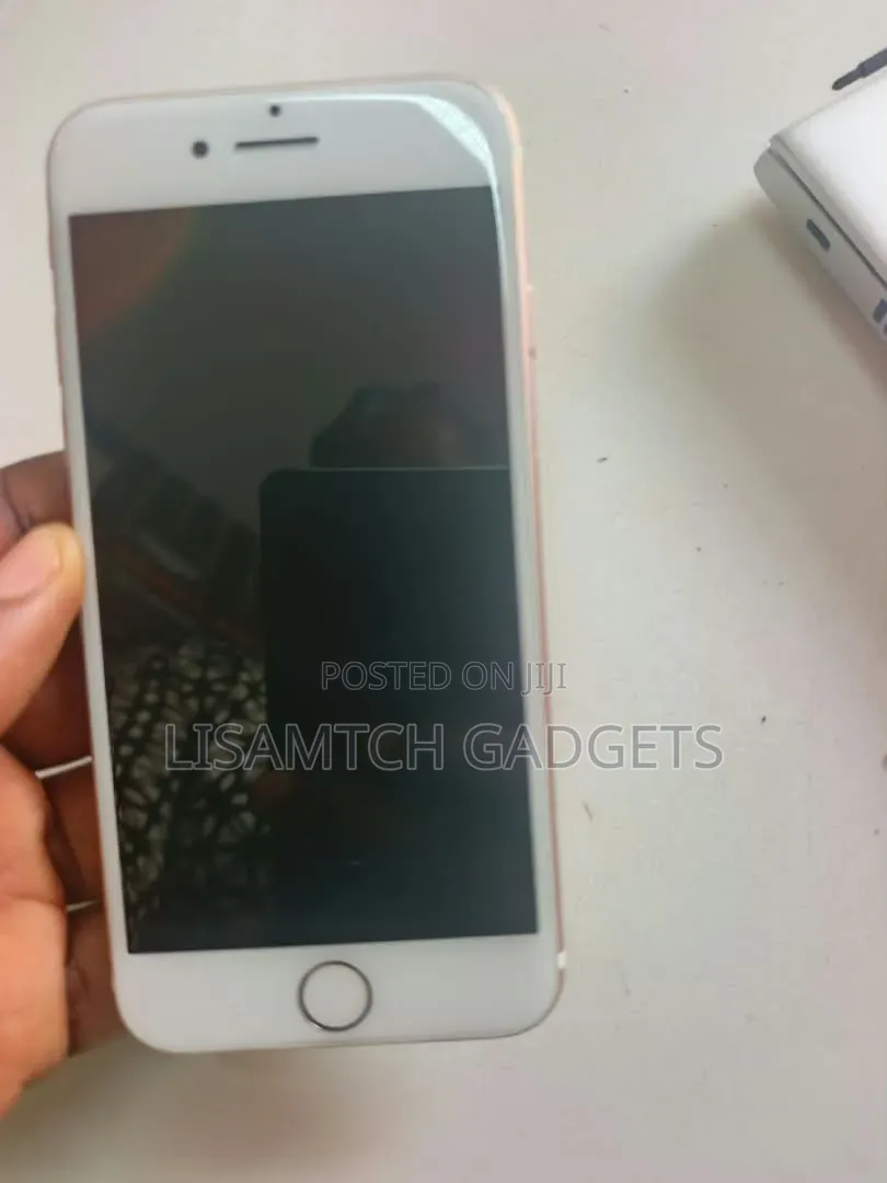 Apple iPhone 7 128 GB Gold