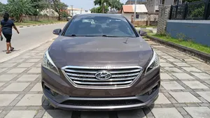 Hyundai Sonata Limited 2.0T Seban (2.0L 4cyl 6A) 2016 Brown