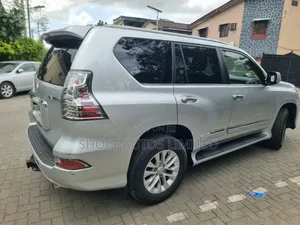 Lexus GX 460 Luxury 2018 Silver