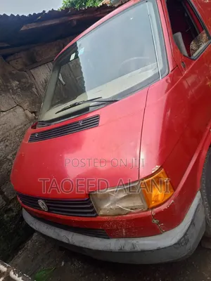Volkswagen Transporter 2002 Red