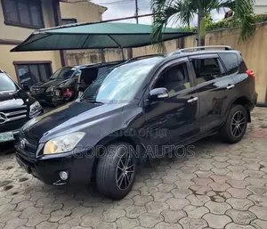 Toyota RAV4 2010 Black