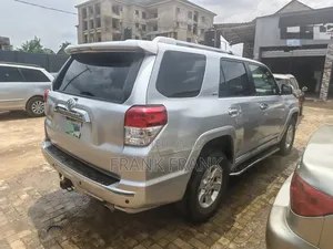 Toyota 4-Runner 2010 Silver