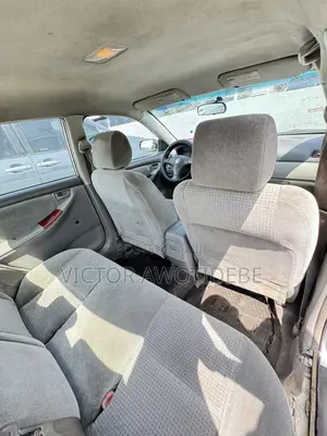 Toyota Corolla 2005 White