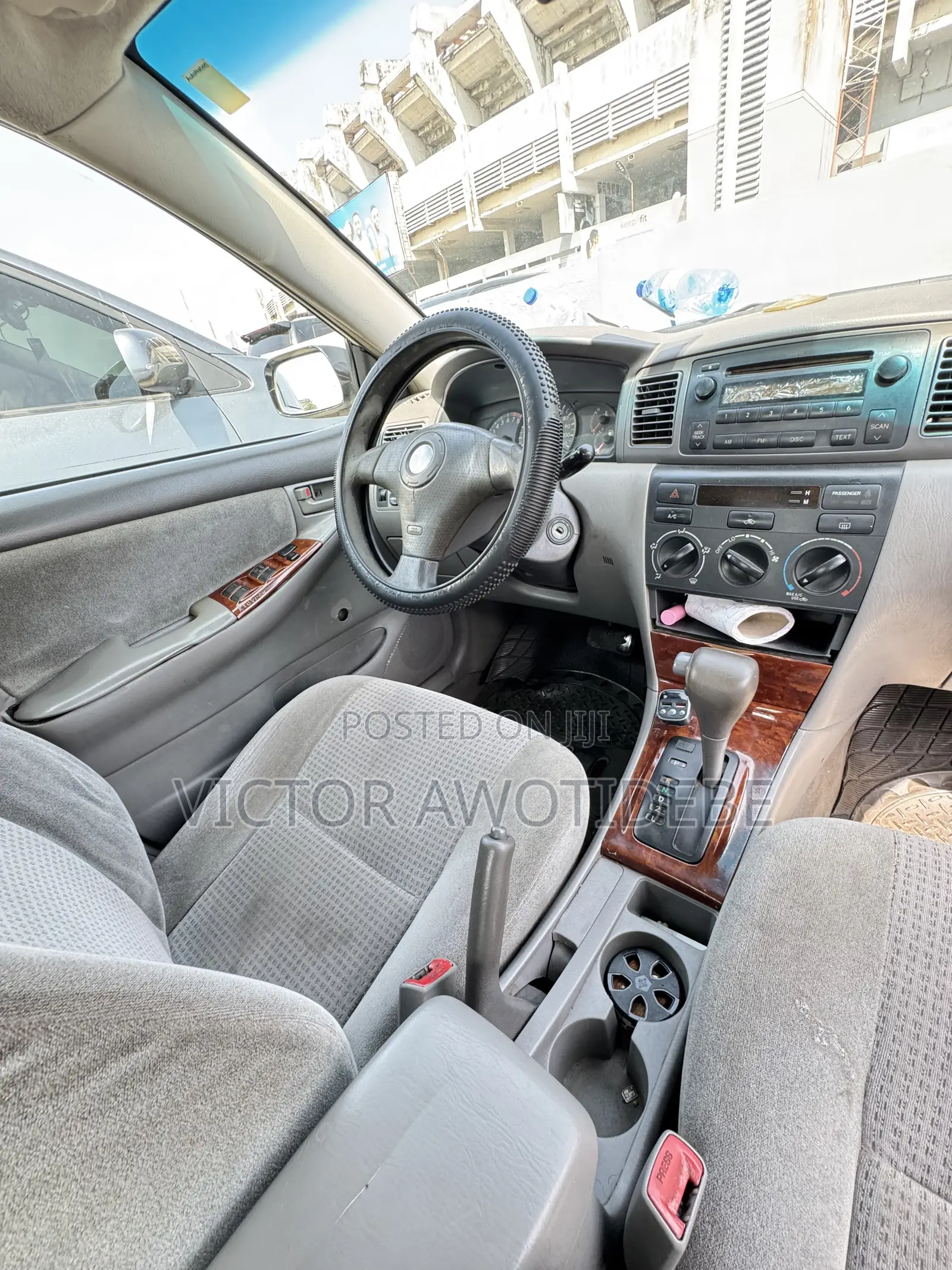 Toyota Corolla 2005 White