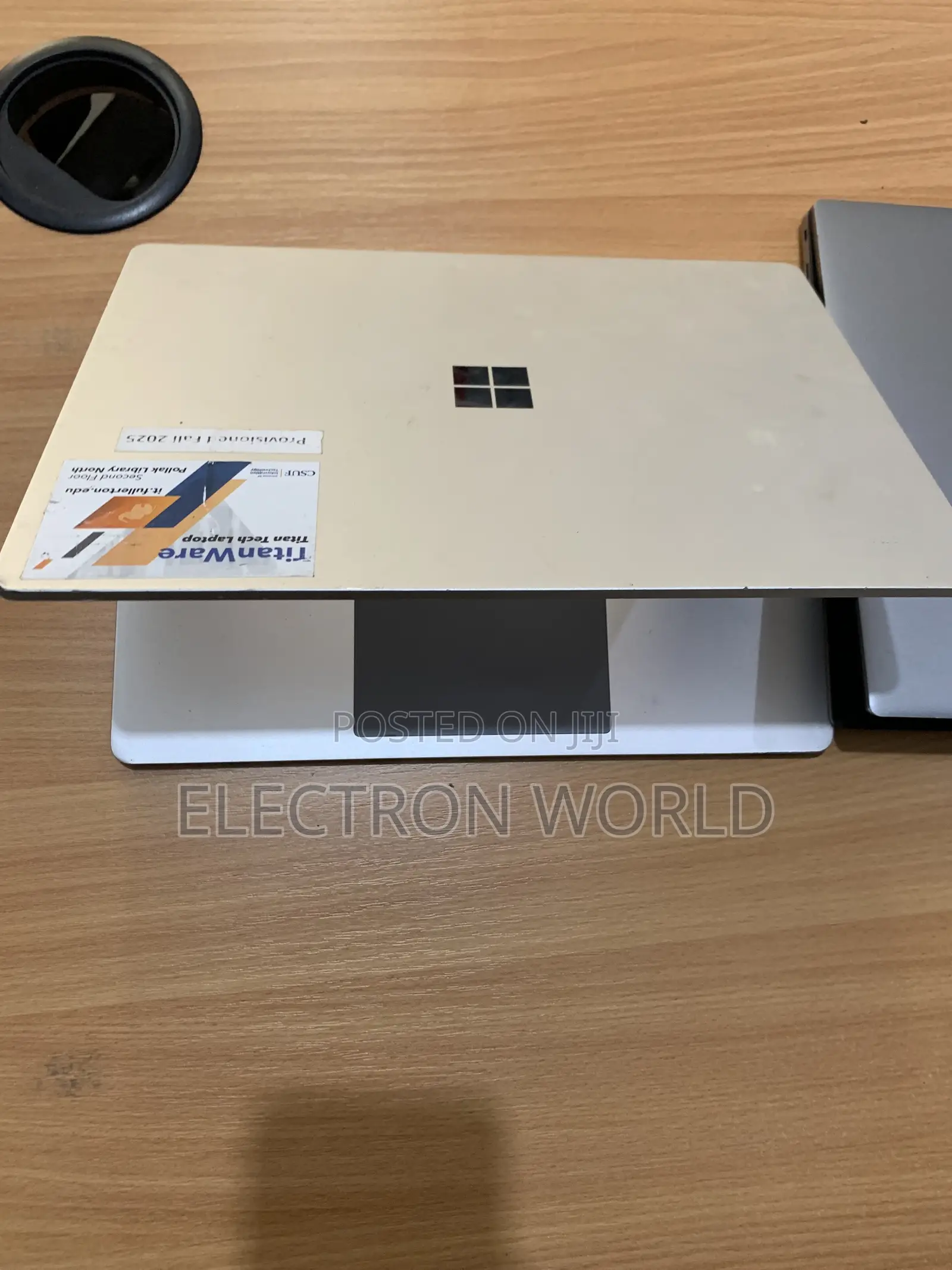 Laptop Microsoft Surface Go 8GB Intel Core i5 SSD 128GB