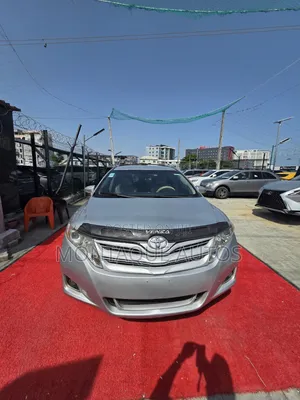 Toyota Venza LE AWD 2013 Silver