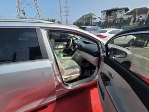 Toyota Venza LE AWD 2013 Silver