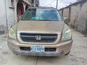 Honda Pilot 2005 Gold
