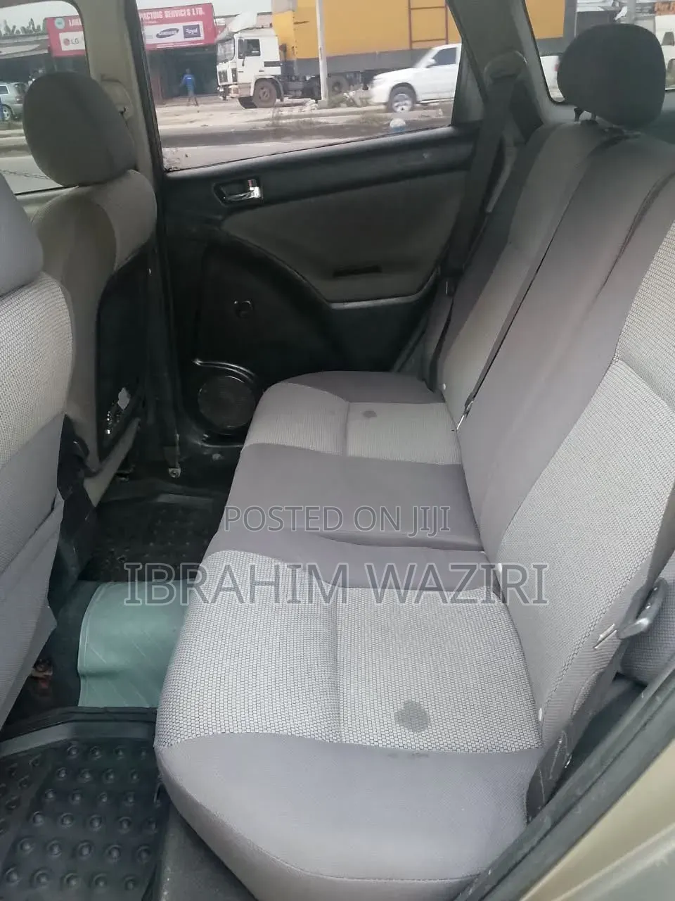 Toyota Matrix 2006 Gray