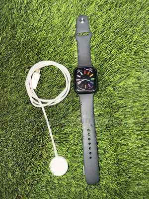 Apple Watch Series 7 45mm GPS + Cellular | UK Used