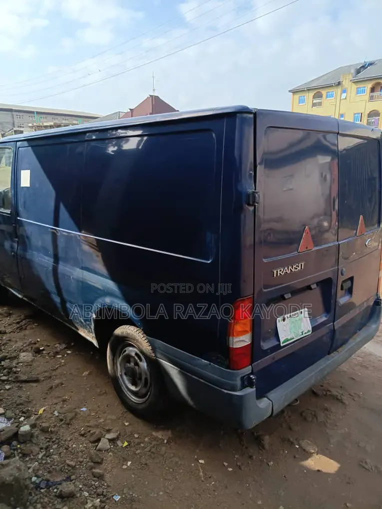 Ford Transit 1998 Blue