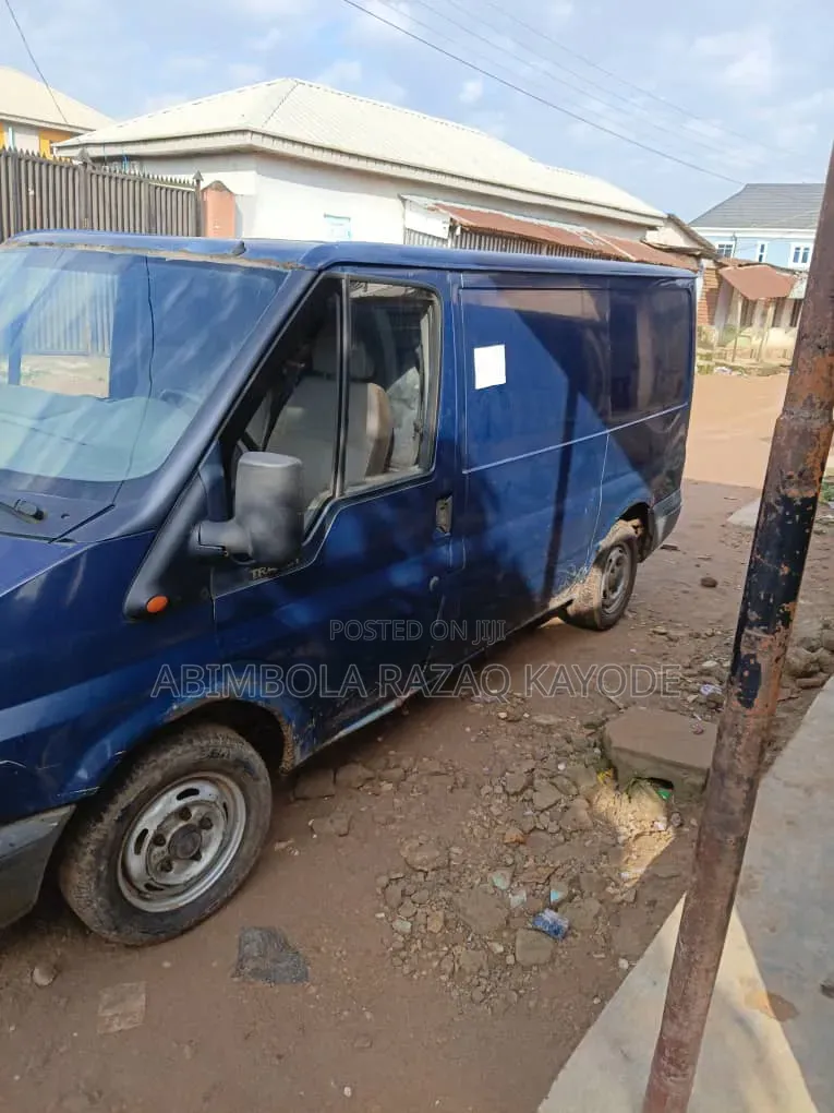 Ford Transit 1998 Blue