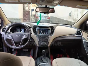 Hyundai Santa Fe 2018 Black