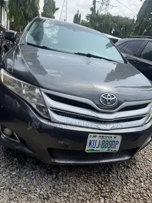Toyota Venza V6 AWD 2010 Gray